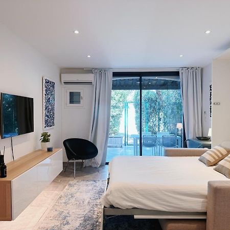 Studio Moderne Dans Le Golfe De Saint-Tropez Гассен Экстерьер фото